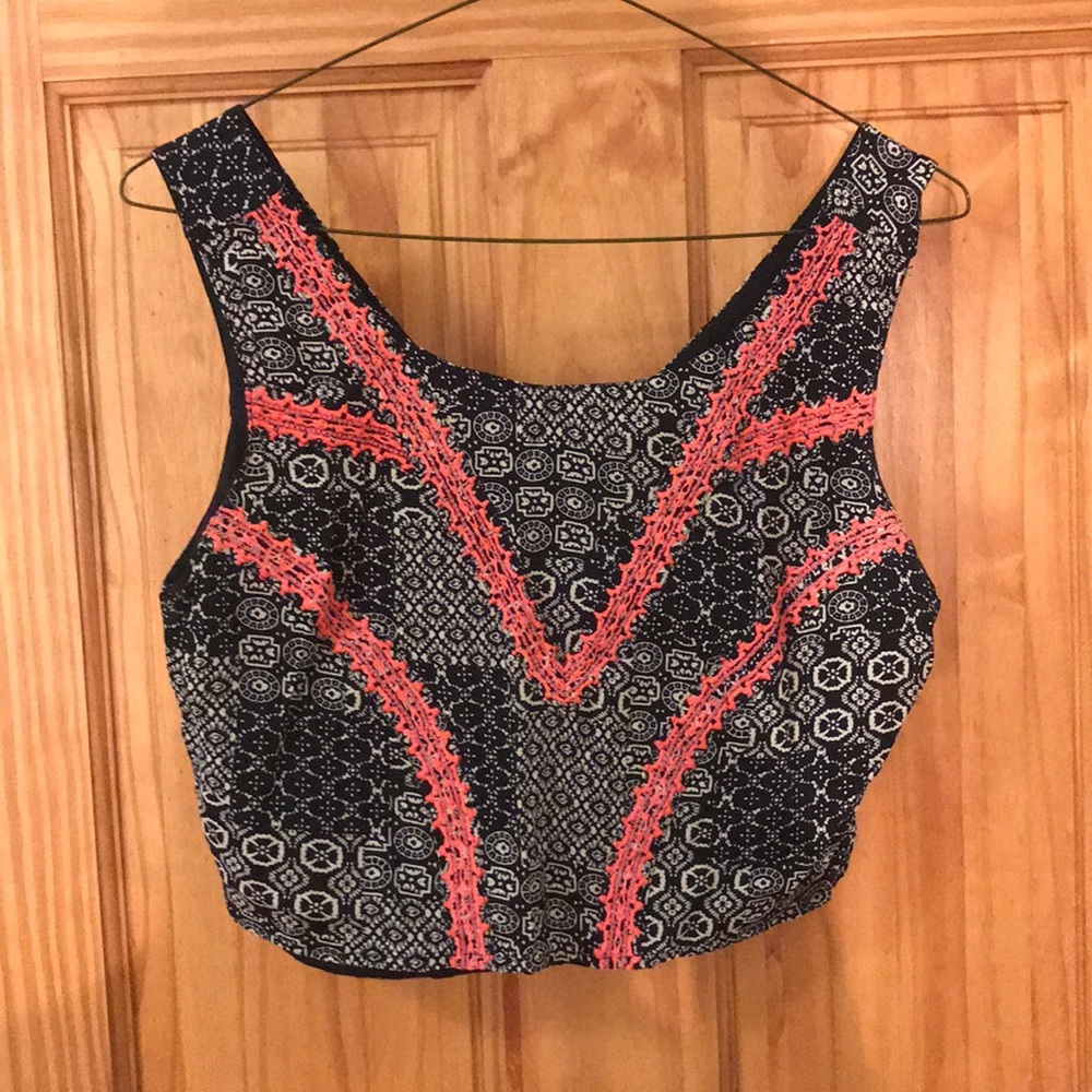 Embroidered Cropped Print Tank Top